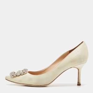 Manolo Blahnik Cream Satin Hangisi Pumps Size 37.5