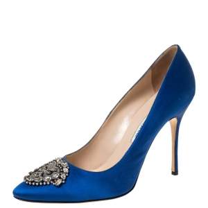 Pre Owned Manolo Blahnik Blue Satin Okkato Crystal Embellished Pumps Size 39.5