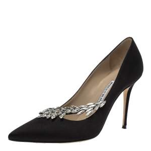 Pre Owned Manolo Blahnik Black Satin Nadira Crystal Embellished Pointed Toe Pumps Size 39.5