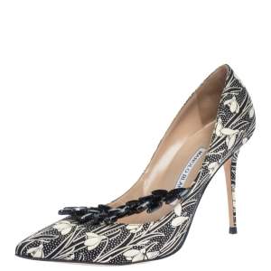 Pre Owned Manolo Blahnik White/Black Printed Satin Embellished Nadira Pumps Size 37.5