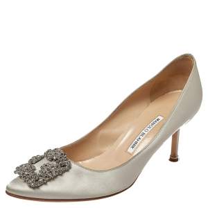 Pre Owned Manolo Blahnik Grey Satin Hangisi Pointed Toe Pumps Size 39
