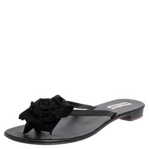 Manolo Blahnik Black Leather Flower Thong Flat Sandals Size 42
