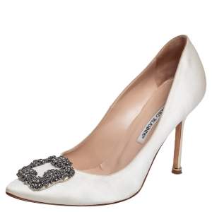 Pre Owned Manolo Blahnik Off White Satin Hangisi Pumps Size 39
