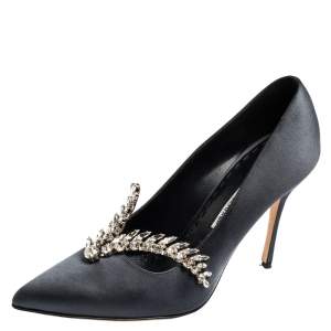 Pre Owned Manolo Blahnik Grey Satin Nadira Crystal Embellished Pointed Toe Pumps Size 38.5
