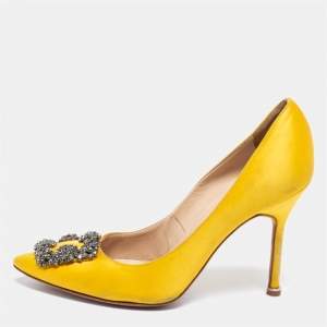 Pre Owned Manolo Blahnik Yellow Satin Hangisi Crystal Embellished Pumps Size 37.5