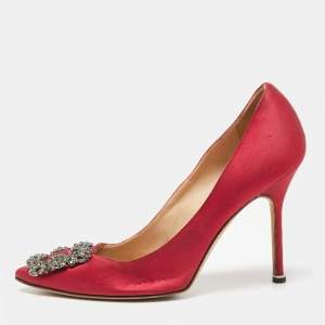 Pre Owned Manolo Blahnik Red Satin Embellished Hangisi Pumps Size 38.5