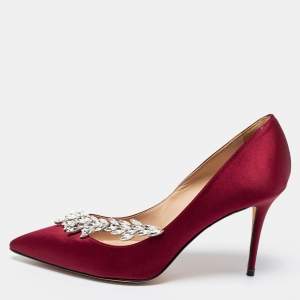 Pre Owned Manolo Blahnik Burgundy Satin Nadira Pointed-Toe Pumps Size 39