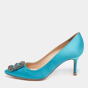 Pre Owned Manolo Blahnik Aqua Blue Satin Crystal Embellished Hangisi Pointed Toe Pumps Size 37.5