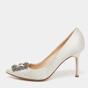 Pre Owned Manolo Blahnik Grey Satin Hangisi Pumps Size 39