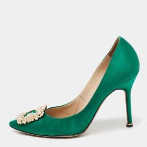 Pre Owned Manolo Blahnik Green Satin Hangisi Pumps Size 38.5