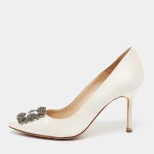 Pre Owned Manolo Blahnik Off White Satin Hangisi Pumps Size 38.5