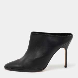 Pre Owned Manolo Blahnik Black Leather Mules Size 37.5