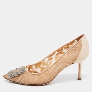 Pre Owned Manolo Blahnik Beige Lace and Satin Hangisi Pumps Size 39