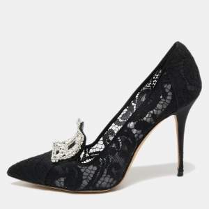 Pre Owned Manolo Blahnik Black Lace and Satin Borlak  Pumps Size 39.5