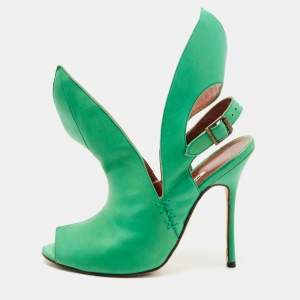 Manolo Blahnik Green Leather Ankle Strap Sandals Size 36.5