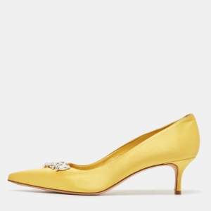 Manolo Blahnik Yellow Satin Lurum Crystal Embellished Pointed Toe Pumps Size 41