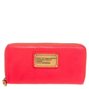 Marc by Marc Jacobs Neon Pink Leather Classic Q Zip Around Wallet
