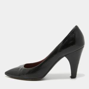 Marc by Marc Jacobs Black Patent Leather Pumps Size 38