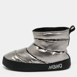 Marc Jacobs Silver Vinyl Snow Boots Size 37