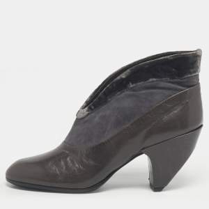 Pre Owned Marc Jacobs Grey Leather and Velvet Ankle Boots Size 37