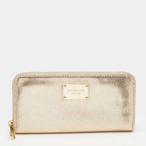 مملوكة مسبقًا Michael Kors Gold Leather Jet Set Zip Around Wallet