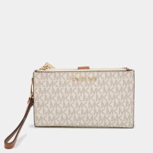 Michael Kors White Signature Coated Canvas Jet Set Travel Zip Wristlet Wallet