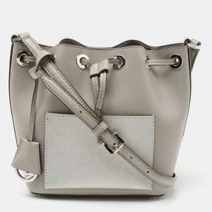 مملوكة مسبقًا Michael Kors Grey/Silver Saffiano Leather Small Greenwich Bucket Bag