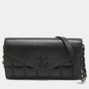 Pre Owned Michael Kors Black Quilted Leather Carmen Wallet On Chain