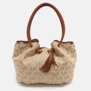 مملوكة مسبقًا حقيبة يد مايكل مايكل كورس شراشيب حلقة جلد وكانفاس شهيرة بنية/ بيج