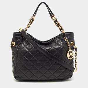 مملوكة مسبقًا MICHAEL Michael Kors Black Quilted Leather Susannah Hobo
