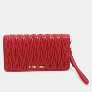 Miu Miu Red Matelassé Leather Wallet On Chain