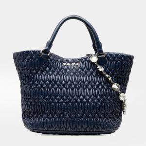 مملوكة مسبقًا Miu Miu Blue Matelasse Nappa Crystal Satchel