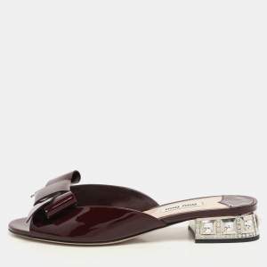 Miu Miu Burgundy Patent Leather Bow Crystal Embellished Heel Slide Sandals Size 37