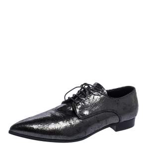 Pre Owned Miu Miu Grey Crinkled Patent Leather Pointed Toe Lace Oxfords Size 37