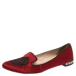 Pre Owned Miu Miu Red Satin Embroidered Crystal Studded Smoking Slippers Size 42