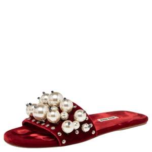 Miu Miu Red Velvet Faux Pearl Embellished Flat Sandals Size 37.5