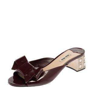 Miu Miu Burgundy Patent Leather Bow Crystal Embellished Heel Slide Sandals Size 39