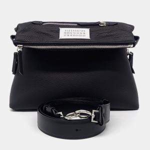 Pre Owned MM6 Maison Margiela Black Leather 5AC crossbody bag