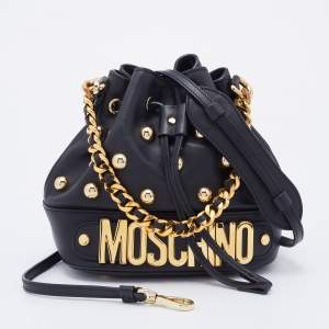 مملوكة مسبقًا Moschino Black Leather Studded Drawstring Bucket Bag