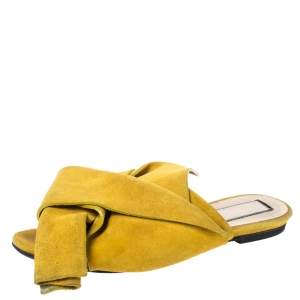 حذاء سلايد فلات "إن21" مزين بعقدة سويدي أصفر مُستردة مقاس 36