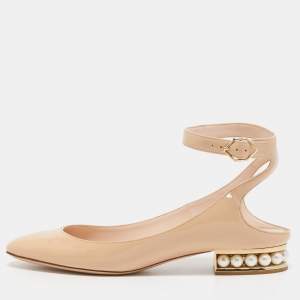 Nicholas Kirkwood Beige Patent Leather Lola Pearl Embellished Ankle Strap Pump Size 40