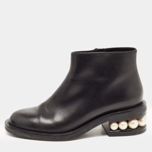 Nicholas Kirkwood Black Leather Pearl Studded Ankle Boots Size 39