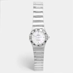 مملوكة مسبقًا Omega Constellation 1561.71.00 Mother Of Pearl Dial Stainless Steel Women's Wristwatch 22.50 MM