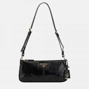 Pre Owned Prada Re-Edition 2002 Black Nylon Shoulder Bag