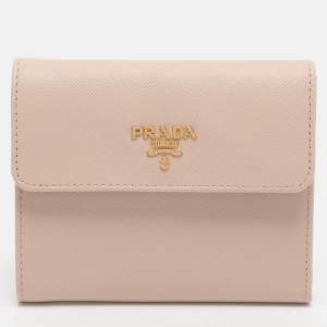 مملوكة مسبقًا Prada Pink Saffiano Metal Leather Bifold Wallet