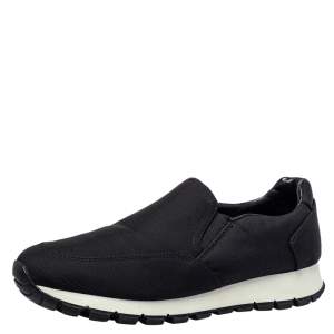 مملوكة مسبقًا Prada Sport Black Canvas Slip On Sneakers Size 37