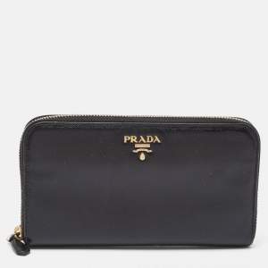 Prada Black Saffiano Lux Leather Zip Continental Wallet