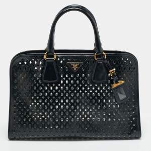 مملوكة مسبقًا Prada Navy Blue Perforated Saffiano Vernic Leather Satchel