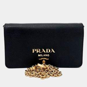 مملوكة مسبقًا Prada Black Leather Saffiano Chain Crossbody Bag