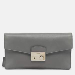 مملوكة مسبقًا Prada Sound Grey Saffiano Soft Leather Clutch